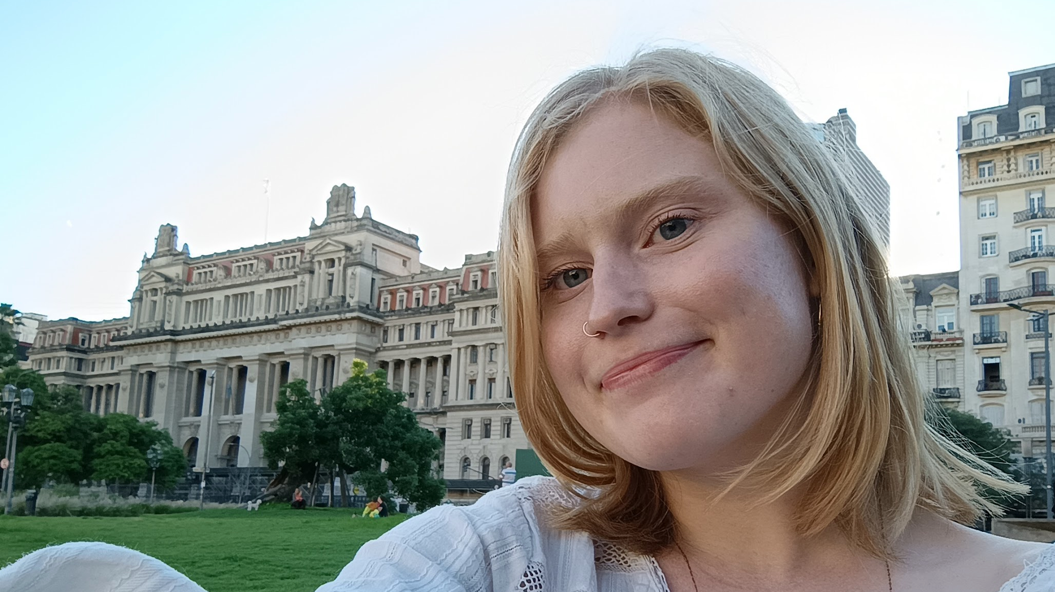 Olivia James's-Profile Picture