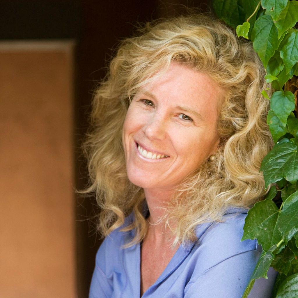 Stephanie Pearson's-Profile Picture