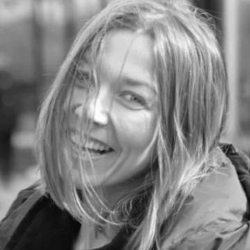 Renee Marie Schettler's-Profile Picture