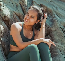 Riya Davda's-Profile Picture